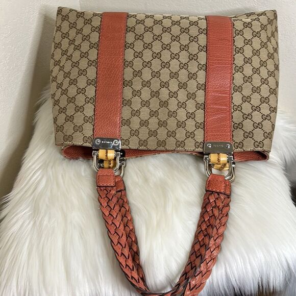💯Authentic Gucci Tote Handbag with Bamboo 🍀 - Picture 8 of 15